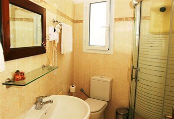 Апартаменты Holidays Ипсос